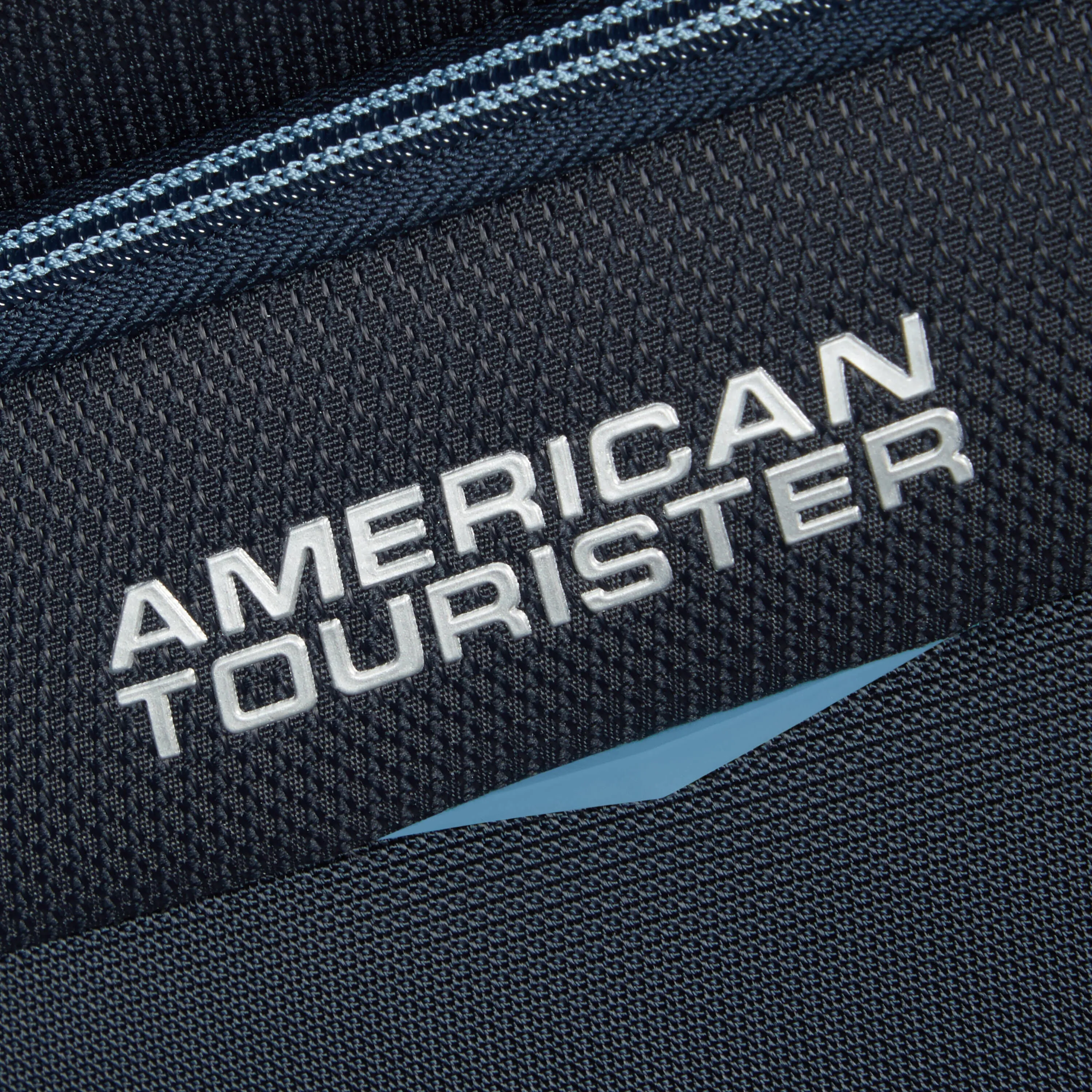 AMERICAN TOURISTER SUMMERRIDE SPINNER MEDIUM