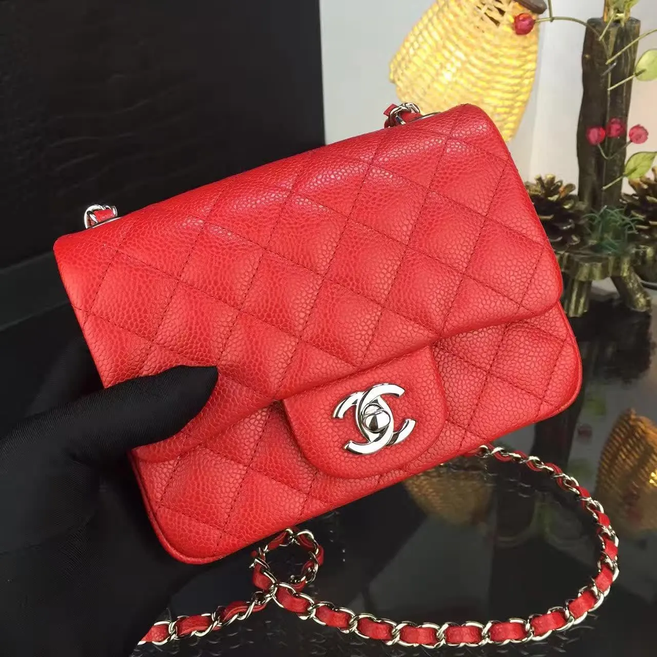 Chanel Classic Clutch With Chain – CWC Caviar Red SiLouis Vuittoner-Toned