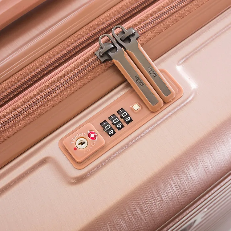 Edge 26" Luggage