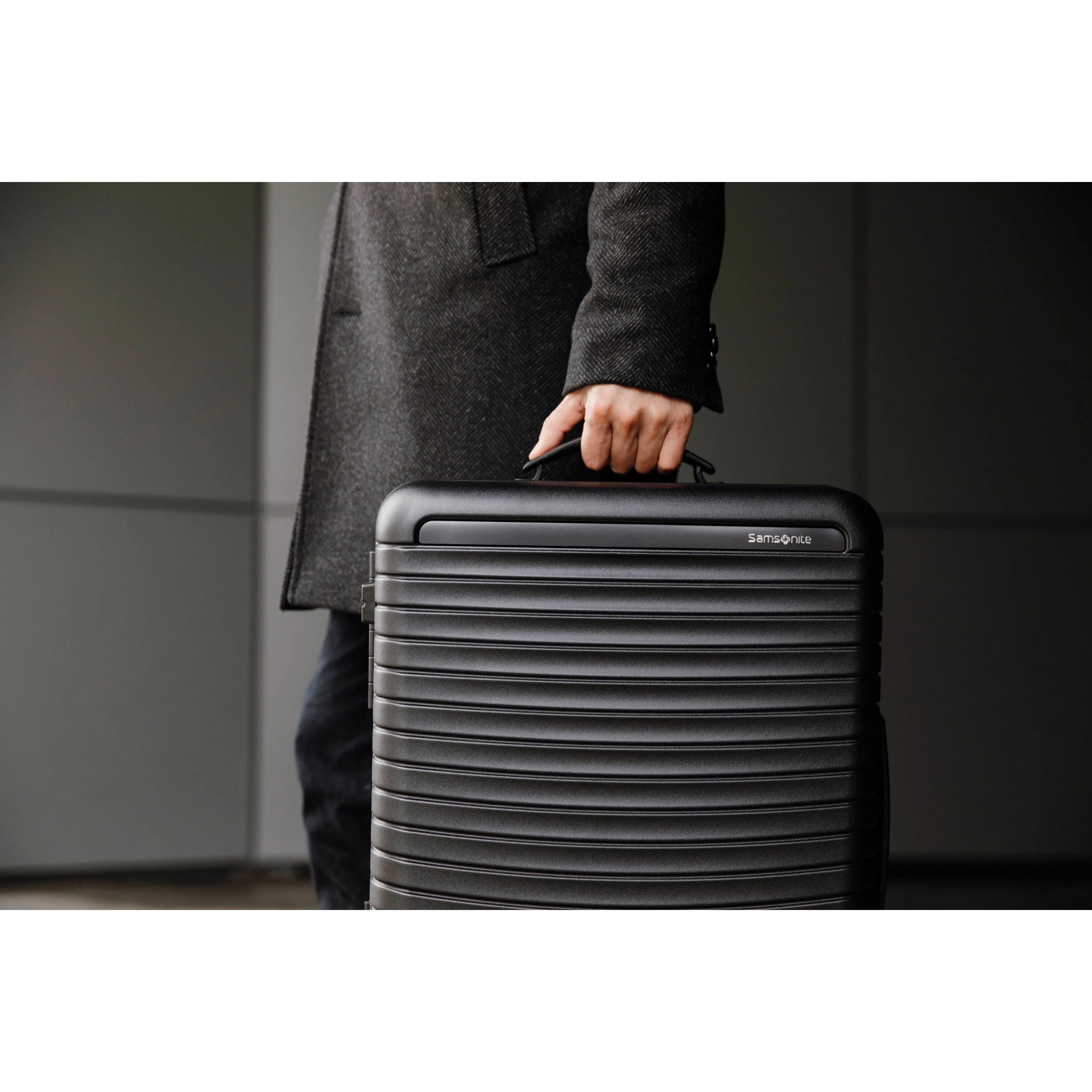 Samsonite Framelock Max Carry On Spinner